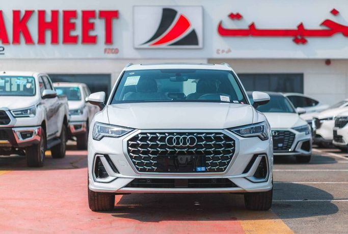 New Audi Q3 35 TFSI II (F3), 1.5 l, 2025 in Dubai by Albakheet Motors, White color. Chinese Specs | AUTO.AE
