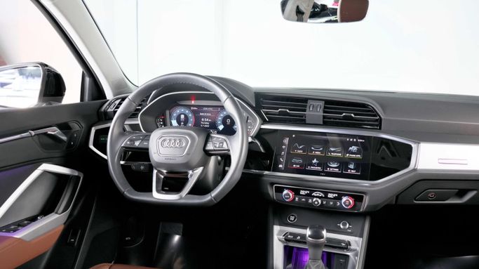 Подержанный Audi Q3 Sportback II (F3), 1.4 л, 2024 в Дубае от The Car Superstore Белый цвет. GCC | AUTO.AE