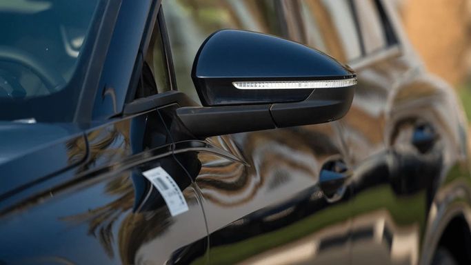 Новый Audi Q4 e-tron 40, 2021 в Дубае от Altass Motors Черный цвет. Other | AUTO.AE