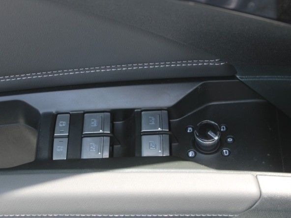 Новый Audi Q4 e-tron 40, 2024 в Дубае от Titanum Cars Серый цвет. Other | AUTO.AE