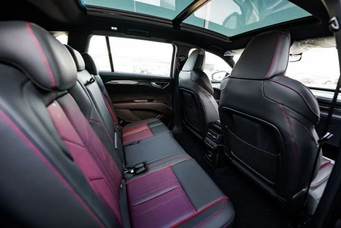 New Audi Q5 e-tron 40, 2023 in Dubai by Altass Motors, White color. Other | AUTO.AE