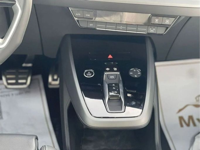 Новый Audi Q5 e-tron 40, 2024 в Дубае от My Way Motors Белый цвет. Китайская | AUTO.AE