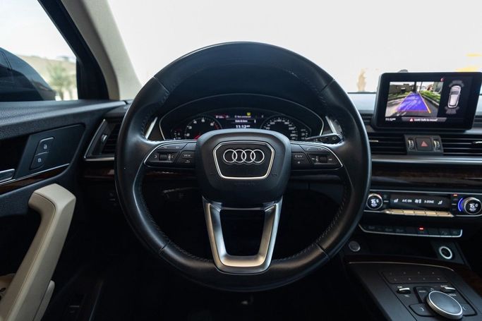 Used Audi Q5 II (FY), 2.0 l, 2018 in Dubai by Linda Cars, Black color. GCC Specs | AUTO.AE