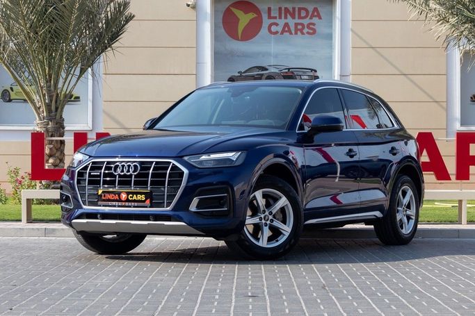 Подержанный Audi Q5 45 TFSI II (FY) Рестайлинг, 2.0 л, 2022 в Дубае от Linda Cars Синий цвет. GCC | AUTO.AE