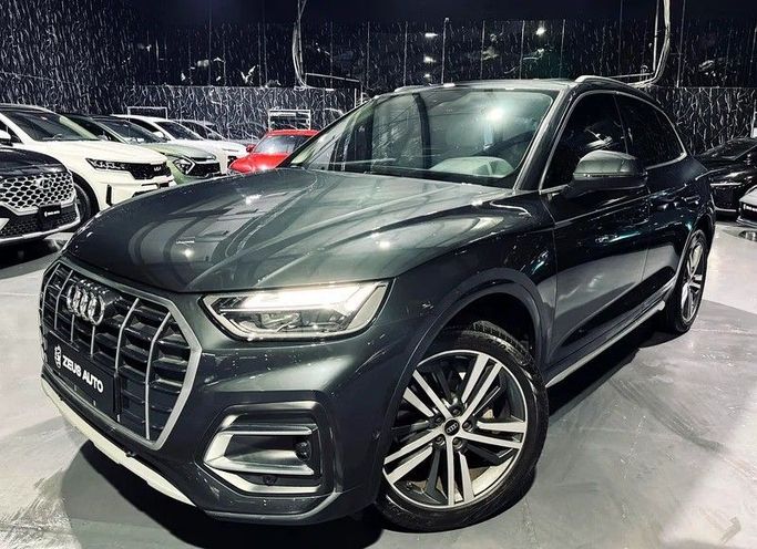 Used Audi Q5 45 TFSI II (FY) Facelift, 2.0 l, 2023 in Dubai by Zeus Motors, Grey color. GCC Specs | AUTO.AE