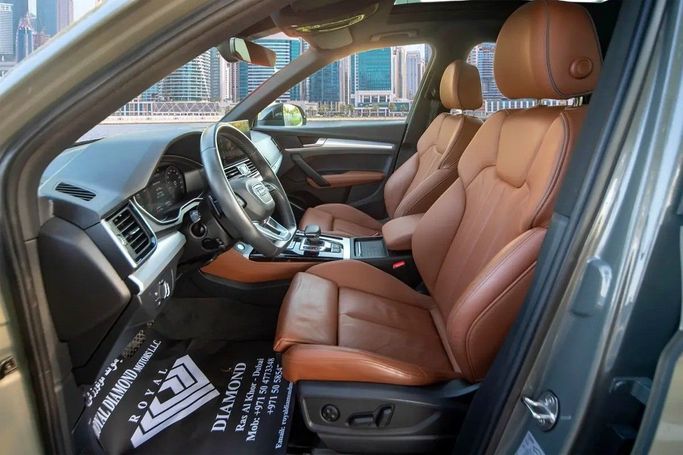 Used Audi Q5 45 TFSI II (FY) Facelift, 2.0 l, 2024 in Dubai by Royal Diamond Motors, Grey color. GCC Specs | AUTO.AE