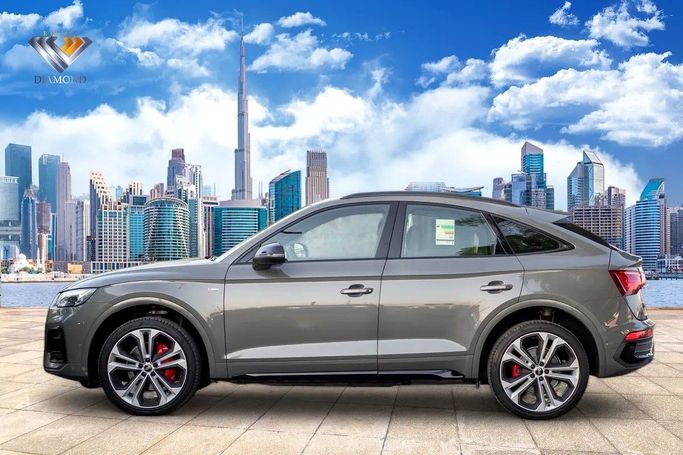 Used Audi Q5 45 TFSI II (FY) Facelift, 2.0 l, 2024 in Dubai by Royal Diamond Motors, Grey color. GCC Specs | AUTO.AE