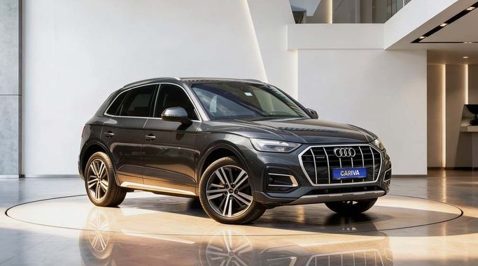 مستعملة Audi Q5 40 TFSI ثالثاً, 2.0 l, 2024 في في دبي، اللون رمادي. مواصفات الخليج | AUTO.AE | إعلان #258065