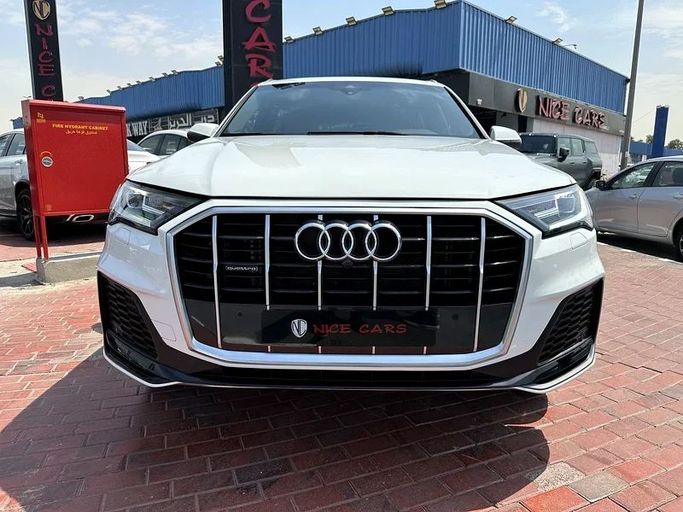 Подержанный Audi Q7 55 TFSI II (4M) Рестайлинг, 3.0 л, 2020 в Дубае от Nice Cars Motos Белый цвет. GCC | AUTO.AE