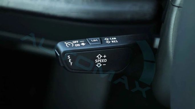 Новый Audi Q8 55 TFSI I (4M) Рестайлинг, 3.0 л, 2025 в Дубае от Auto Max Group Белый цвет. GCC | AUTO.AE