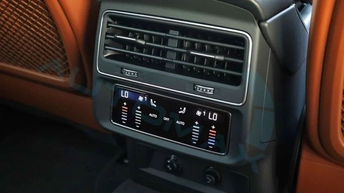 Новый Audi Q8 55 TFSI I (4M) Рестайлинг, 3.0 л, 2025 в Дубае от Auto Max Group Белый цвет. GCC | AUTO.AE