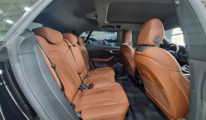 Подержанный Audi Q8 55 TFSI I (4M), 3.0 л, 2021 в Дубае от Carbon Cars Черный цвет. GCC | AUTO.AE
