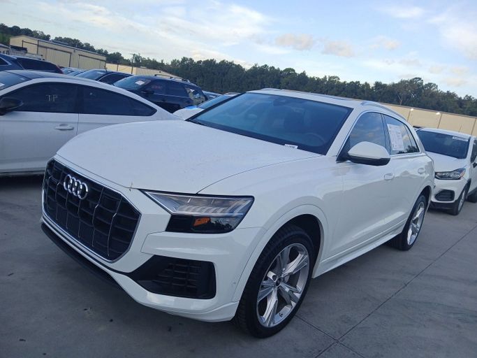 Used Audi Q8 55 TFSI I (4M), 3.0 l, 2023 in Dubai, White color. European Specs | AUTO.AE
