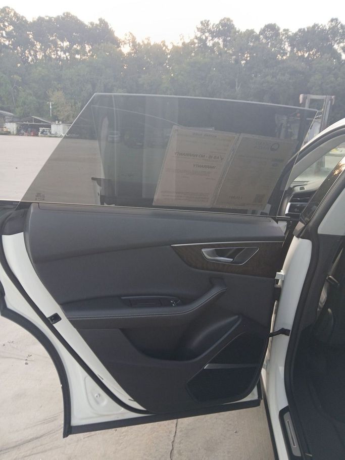 Used Audi Q8 55 TFSI I (4M), 3.0 l, 2023 in Dubai, White color. European Specs | AUTO.AE