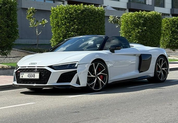 Audi R8 V10 II (4S) Facelift, 2024 sport roadster for rent in Dubai by Kleemol Car Rental Dubai, white color | AUTO.AE | Listing #1897