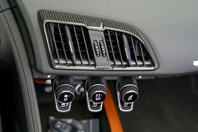 مستعملة Audi R8 V10 شد الوجه II (4S) II (4S), 5.2 l, 2021 في في دبي من Exotic Cars، اللون أزرق. أخرى | AUTO.AE