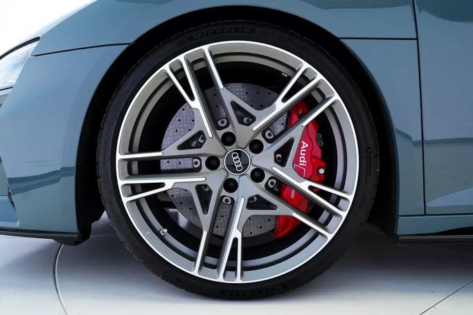 مستعملة Audi R8 V10 شد الوجه II (4S) II (4S), 5.2 l, 2021 في في دبي من Exotic Cars، اللون أزرق. أخرى | AUTO.AE