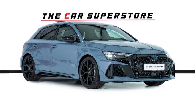Подержанный Audi RS 3 III (8Y) Рестайлинг, 2.5 л, 2025 в Дубае от The Car Superstore Серый цвет. Европейская | AUTO.AE