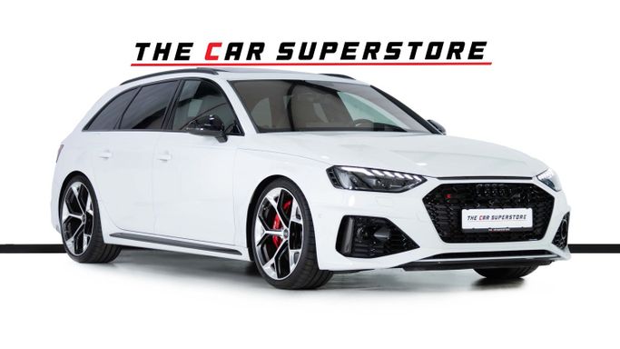 Подержанный Audi RS 4 IV (B9) Рестайлинг, 2.9 л, 2024 в Дубае от The Car Superstore Белый цвет. Европейская | AUTO.AE