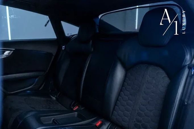 Подержанный Audi RS 7 performance I (4G) Рестайлинг, 4.0 л, 2017 в Дубае от A1 Luxury Motors Синий цвет. GCC | AUTO.AE