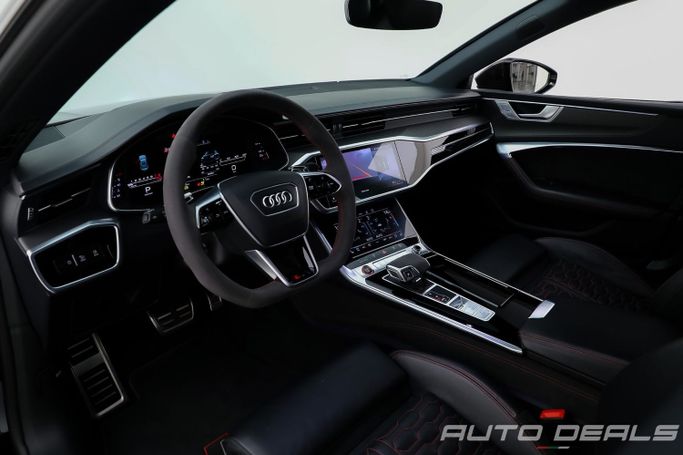 Подержанный Audi RS 7 II (4K), 4.0 л, 2021 в Дубае от AUTO DEALS Черный цвет. GCC | AUTO.AE