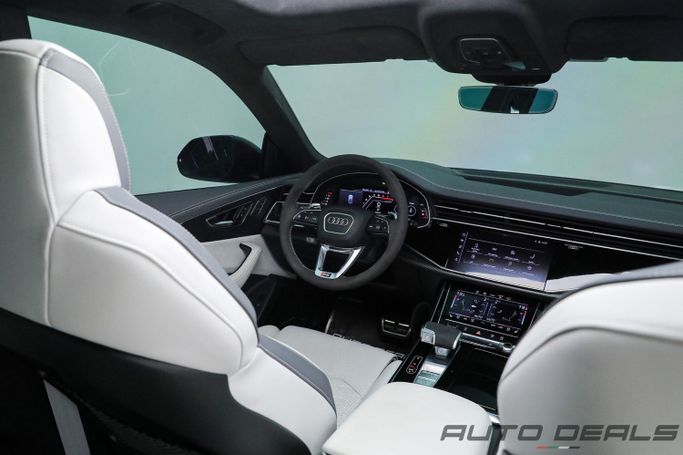 Подержанный Audi RS Q8 I, 4.0 л, 2023 в Дубае от AUTO DEALS Черный цвет. GCC | AUTO.AE