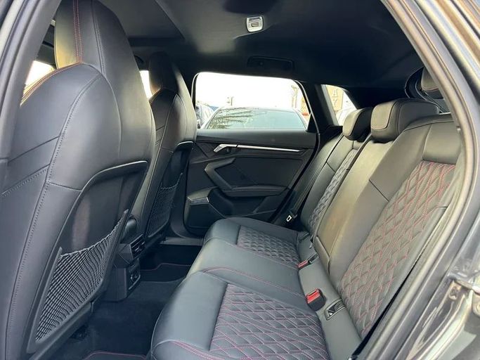 Подержанный Audi S3 IV (8Y), 2.0 л, 2024 в Дубае от Nice Cars Motos Черный цвет. GCC | AUTO.AE