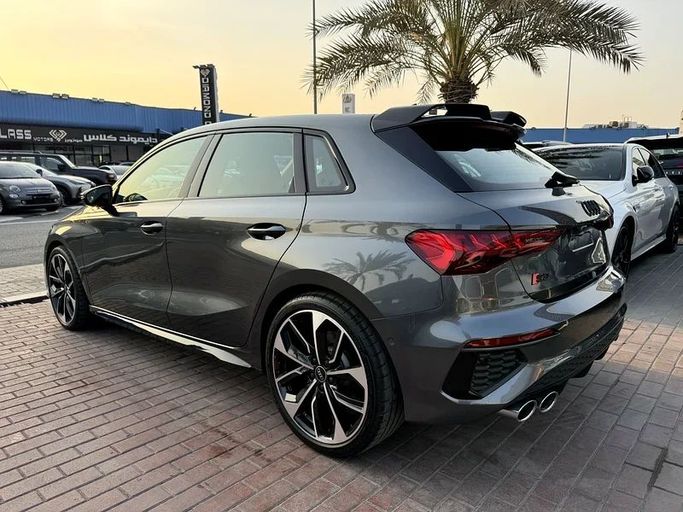 Подержанный Audi S3 IV (8Y), 2.0 л, 2024 в Дубае от Nice Cars Motos Черный цвет. GCC | AUTO.AE