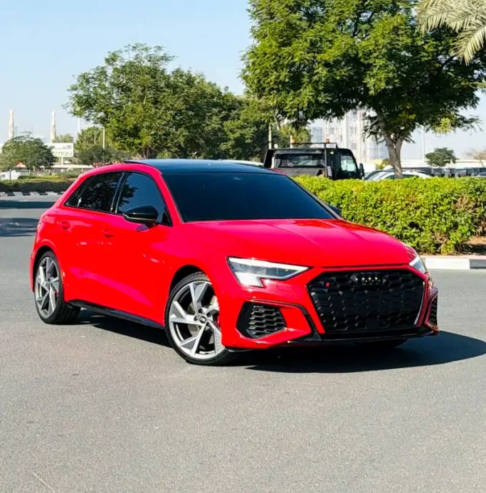 Подержанный Audi S3 IV (8Y), 2.0 л, 2024 в Дубае от Levant SH Motors Красный цвет. GCC | AUTO.AE