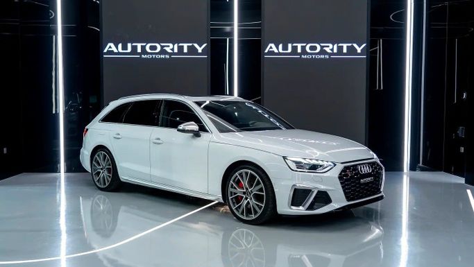 Подержанный Audi S4 V (B9) Рестайлинг, 3.0 л, 2021 в Дубае от Autority Motors Белый цвет. Японская | AUTO.AE