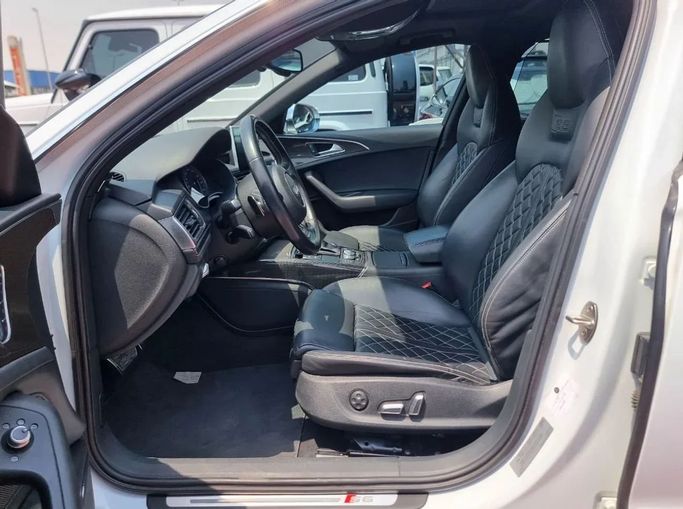 Подержанный Audi S6 IV (C7) Рестайлинг, 4.0 л, 2016 в Дубае от Auto Gallery DXB Белый цвет. GCC | AUTO.AE