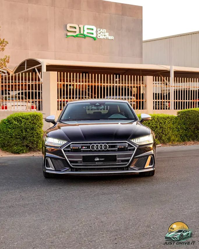 مستعملة Audi S7 II (4K), 2.9 l, 2021 في في دبي من JUST DRIVE IT، اللون أسود. مواصفات الخليج | AUTO.AE | إعلان #273510
