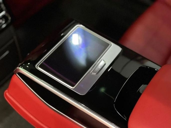 Подержанный Audi S8 IV (D5), 4.0 л, 2020 в Дубае от Drivenchy Motors Черный цвет. GCC | AUTO.AE