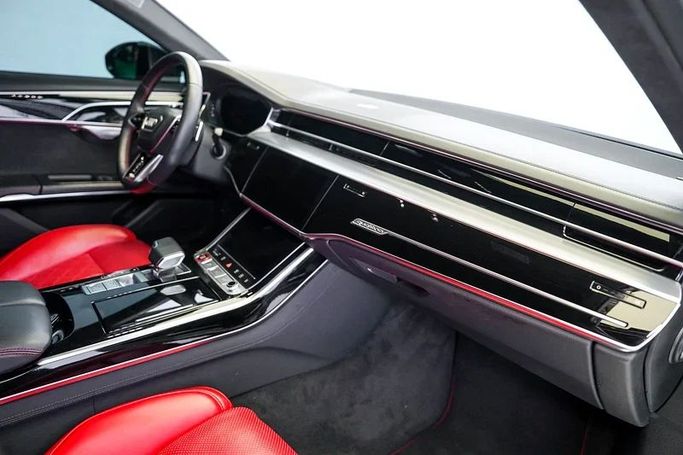 مستعملة Audi S8 عملية شد الوجه IV (D5), 4.0 l, 2022 في في دبي من Exotic Cars، اللون أسود. أخرى | AUTO.AE