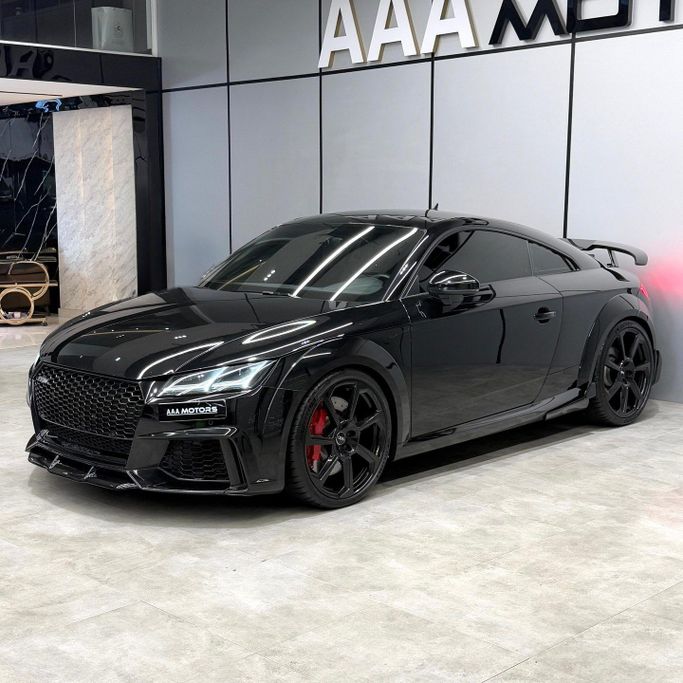 Подержанный Audi TT RS III (8S), 2.5 л, 2018 в Дубае от AAA Motors Черный цвет. GCC | AUTO.AE