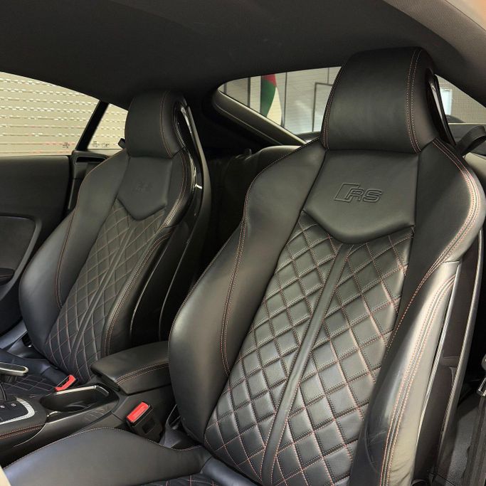 Подержанный Audi TT RS III (8S), 2.5 л, 2018 в Дубае от AAA Motors Черный цвет. GCC | AUTO.AE