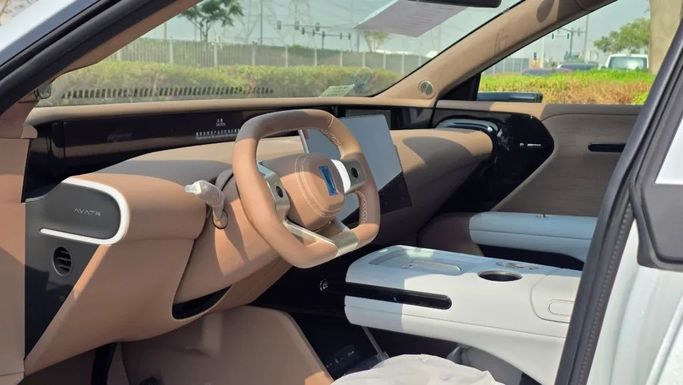 New Avatr 07, 1.5 l, 2025 in Dubai by Alwan Global Cars, White color. Other | AUTO.AE