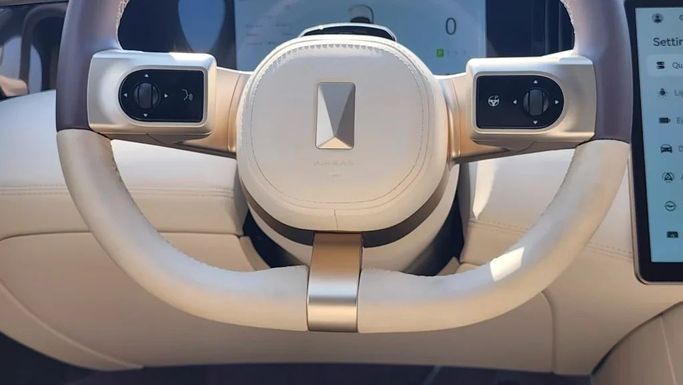 Новый Avatr 11 I Рестайлинг, 2024 в Дубае от Alwan Global Cars Белый цвет. Other | AUTO.AE