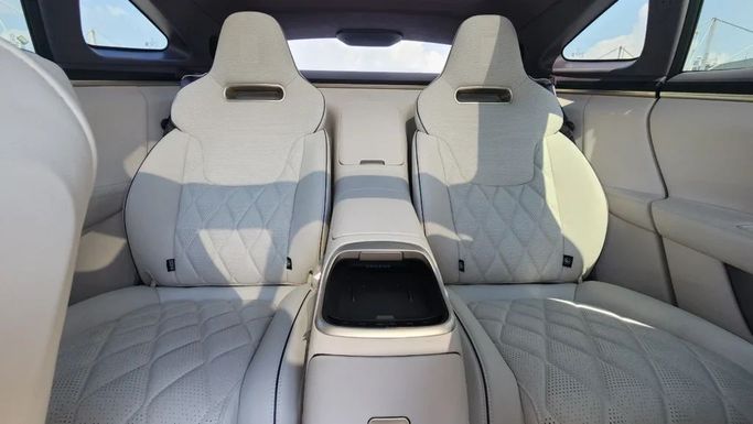 Новый Avatr 11 I Рестайлинг, 2024 в Дубае от Alwan Global Cars Белый цвет. Other | AUTO.AE