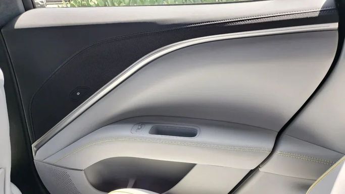 New Avatr 11 I Facelift, 2024 in Dubai by Alwan Global Cars, Black color. Other | AUTO.AE