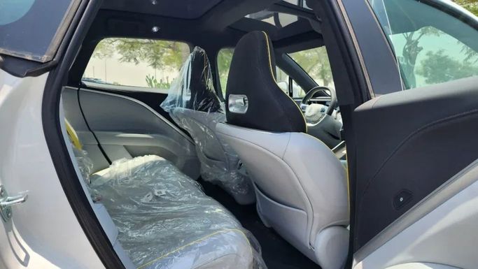 New Avatr 11 I Facelift, 2024 in Dubai by Alwan Global Cars, White color. Other | AUTO.AE
