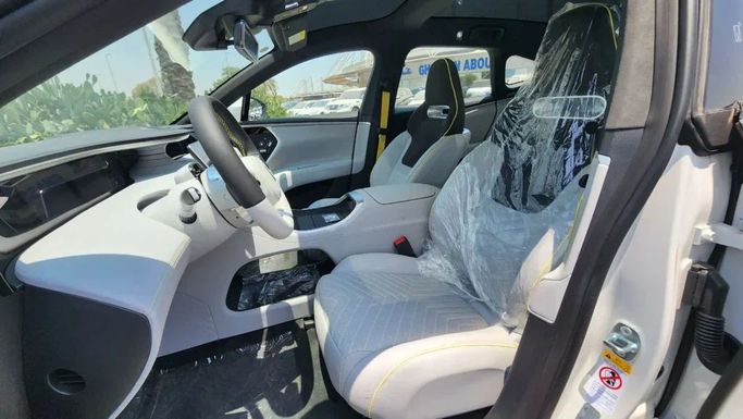 New Avatr 11 I Facelift, 2024 in Dubai by Alwan Global Cars, White color. Other | AUTO.AE