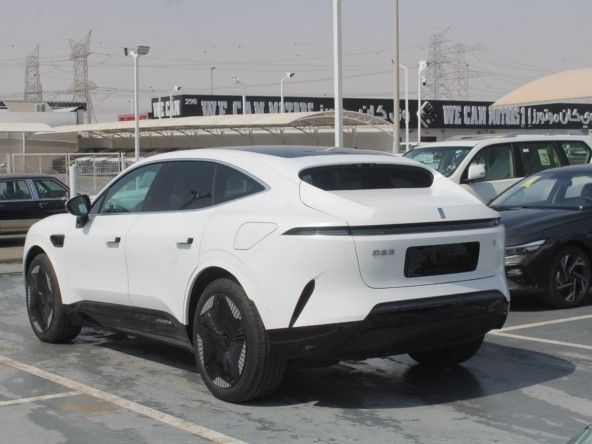 Новый Avatr 11 I, 2023 в Дубае от Titanum Cars Белый цвет. Other | AUTO.AE