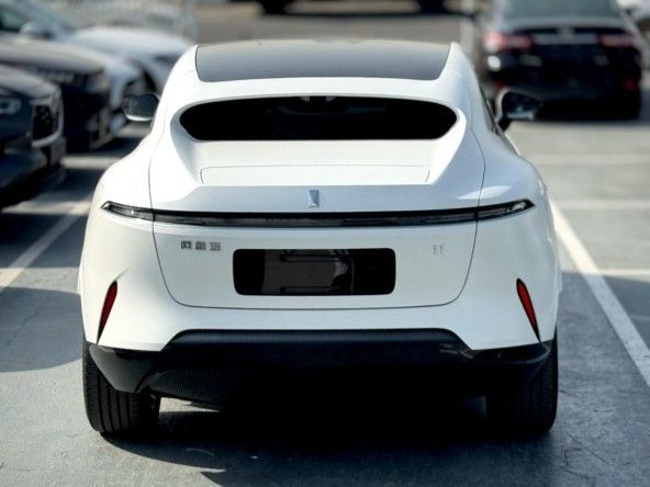 Новый Avatr 11 I, 2023 в Дубае от Titanum Cars Белый цвет. Other | AUTO.AE