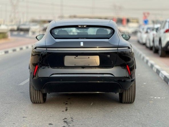 Новый Avatr 11 I Рестайлинг, 1.5 л, 2025 в Дубае от Titanum Cars Черный цвет. Other | AUTO.AE