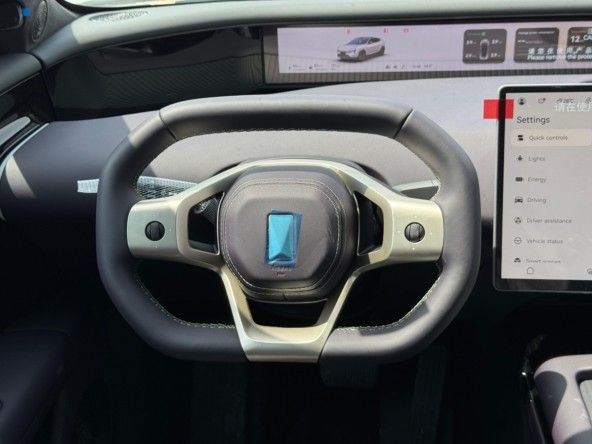 Новый Avatr 11 I Рестайлинг, 1.5 л, 2025 в Дубае от Titanum Cars Белый цвет. Other | AUTO.AE