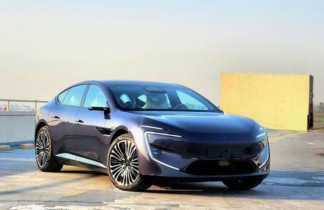 Новый Avatr 12, 1.5 л, 2025 в Дубае от Gulf Motors Пурпурный цвет. Китайская | AUTO.AE