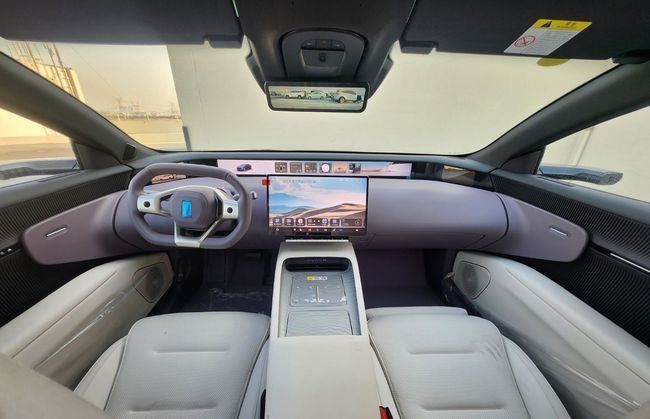 Новый Avatr 12, 1.5 л, 2025 в Дубае от Gulf Motors Пурпурный цвет. Китайская | AUTO.AE