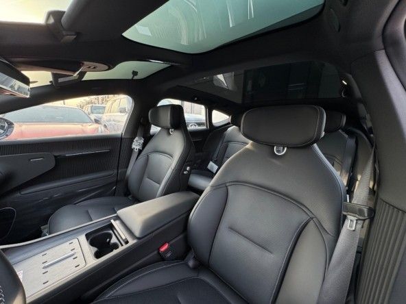 Новый Avatr 12, 2025 в Дубае от Titanum Cars Черный цвет. Other | AUTO.AE