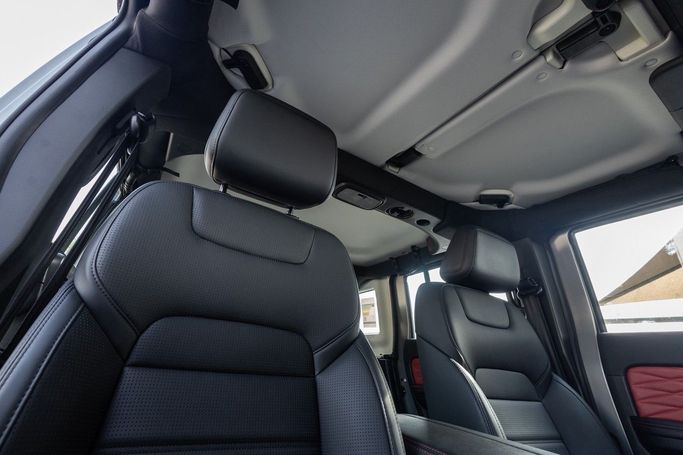 Подержанный BAIC BJ40 I Рестайлинг, 2.3 л, 2026 в Дубае от Linda Cars Серый цвет. GCC | AUTO.AE